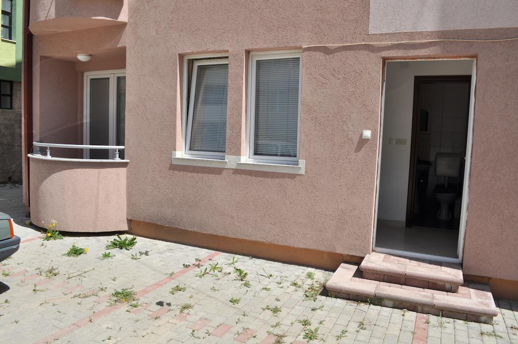 Sadi Apartments أوهغيد المظهر الخارجي الصورة